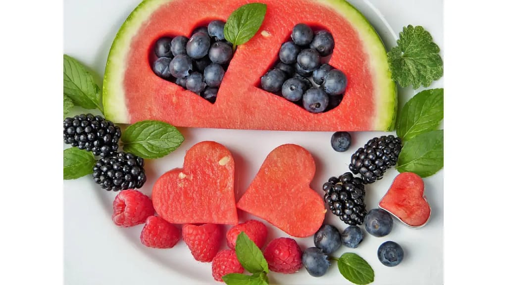 The Benefits of Eating Organic Food image water melon and blueberries