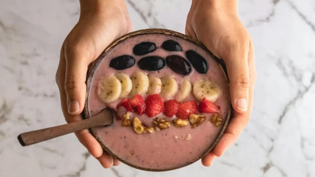 Intermittent fasting - image of fruit bowl