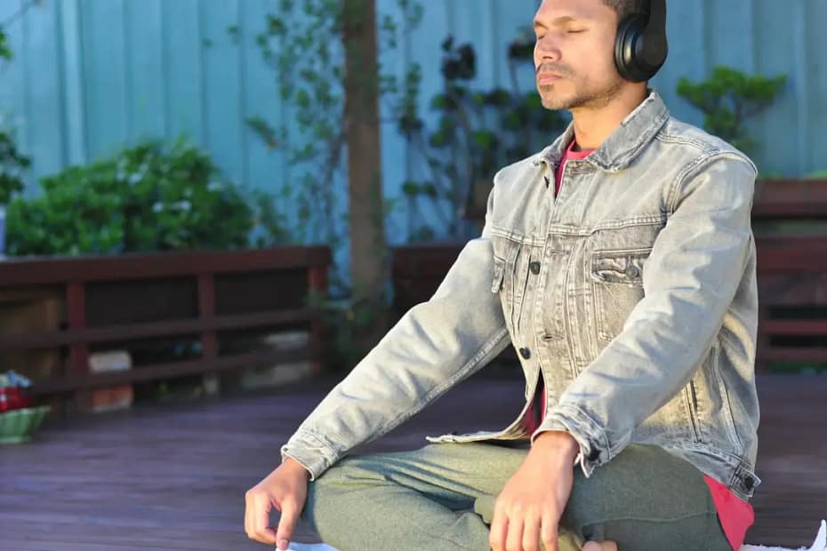 Lower cortisol naturally - practising relaxation to manage stress