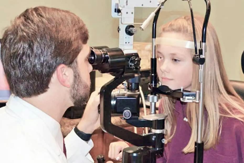 How To Improve Eyesight - Eye examination and healthy vision care