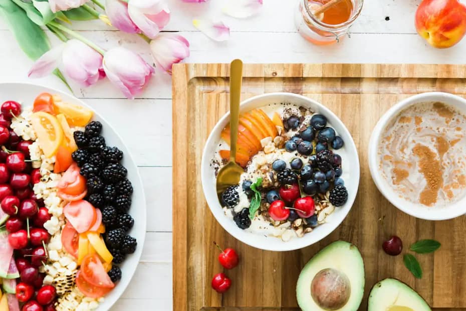 Probiotics: Benefits, Foods, Supplements & Evidence